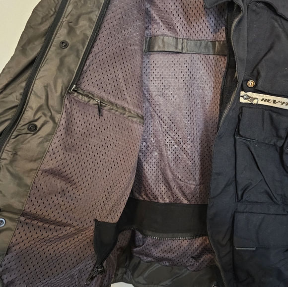 Rev'it Motorcycle Jacket - Picture 8 of 8